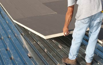 benefits of insulating Fence flat roofing